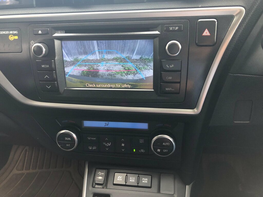 Toyota Auris Excel Blue #16