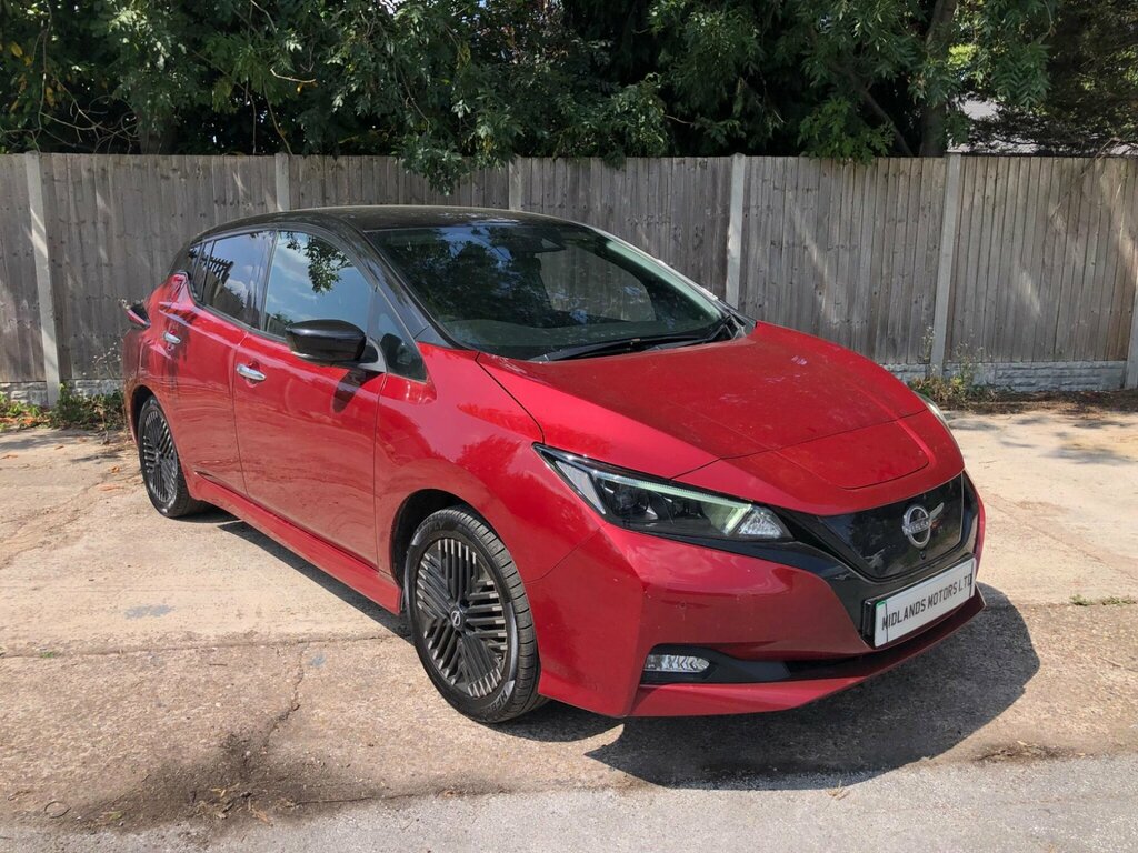 Nissan Leaf 39Kwh Tekna Red #4