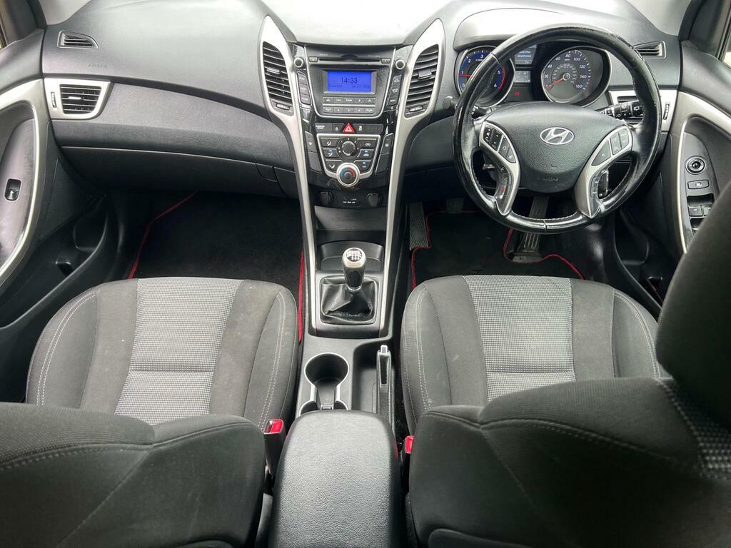 Hyundai I30 1.4 Edition Hatchback Euro 5 10 White #26