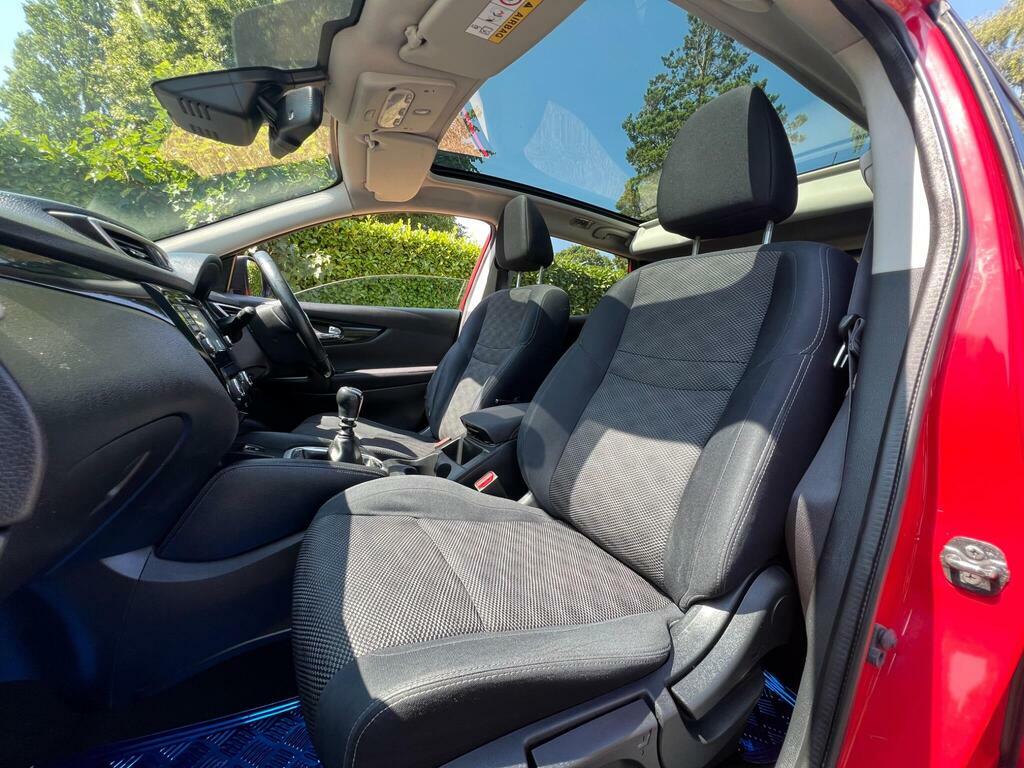Nissan Qashqai 1.5 Dci Acenta Premium 2Wd Euro 5 S S Red #6