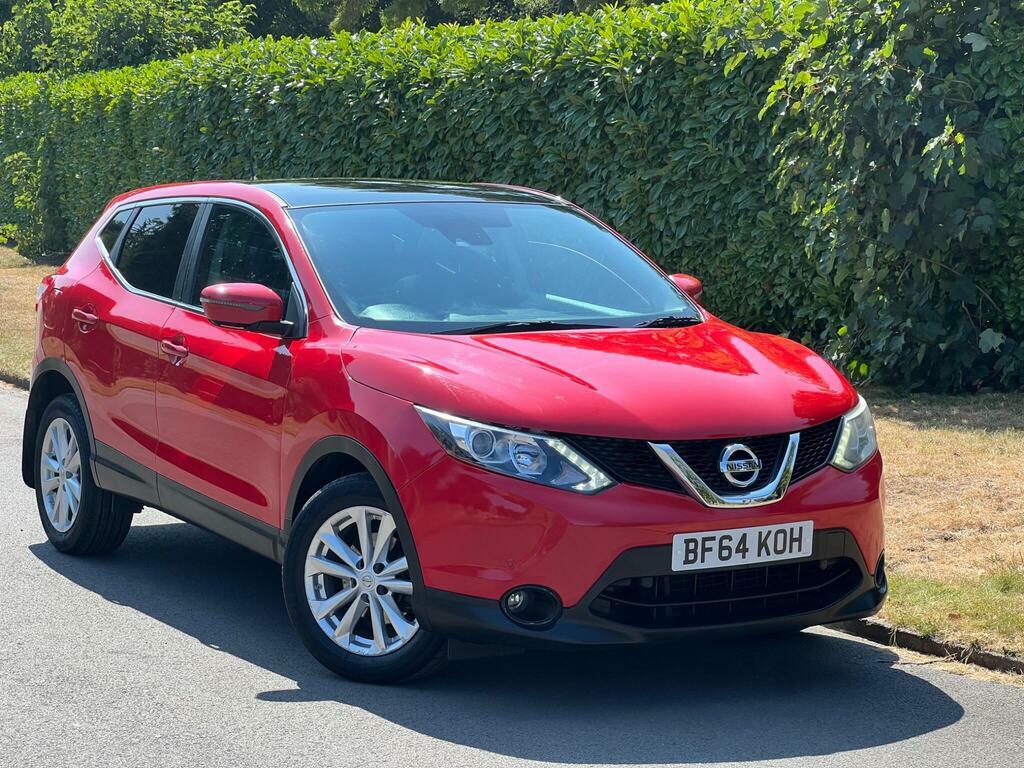 Nissan Qashqai 1.5 Dci Acenta Premium 2Wd Euro 5 S S Red