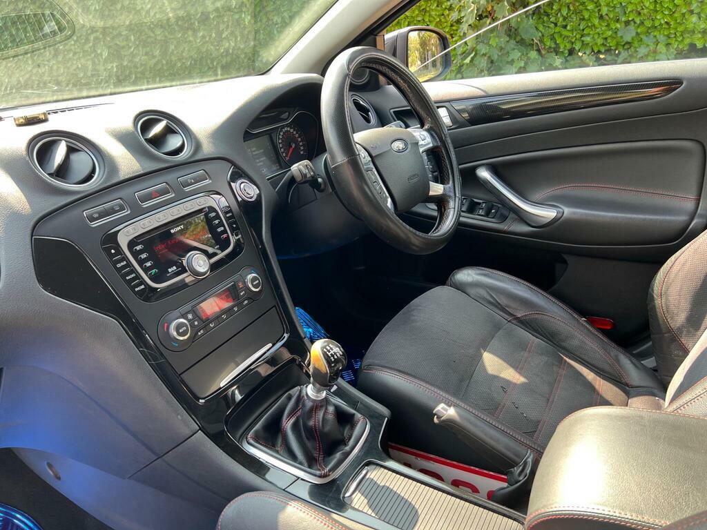 Ford Mondeo Zetec Blue #20