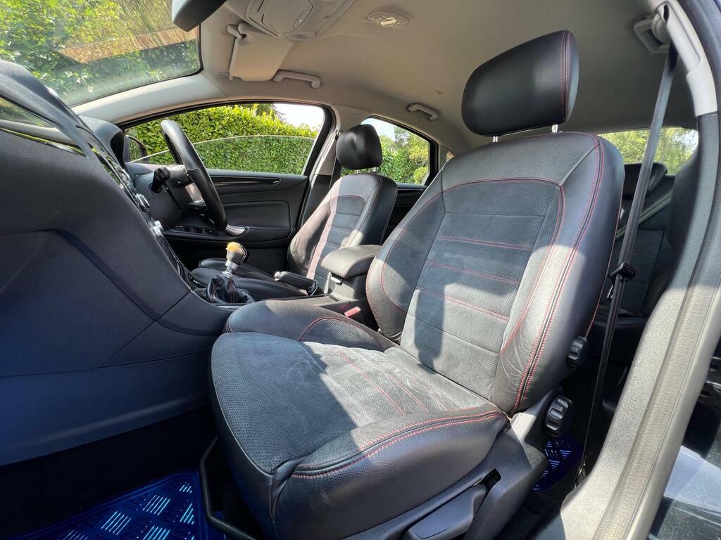 Ford Mondeo Zetec Blue #10