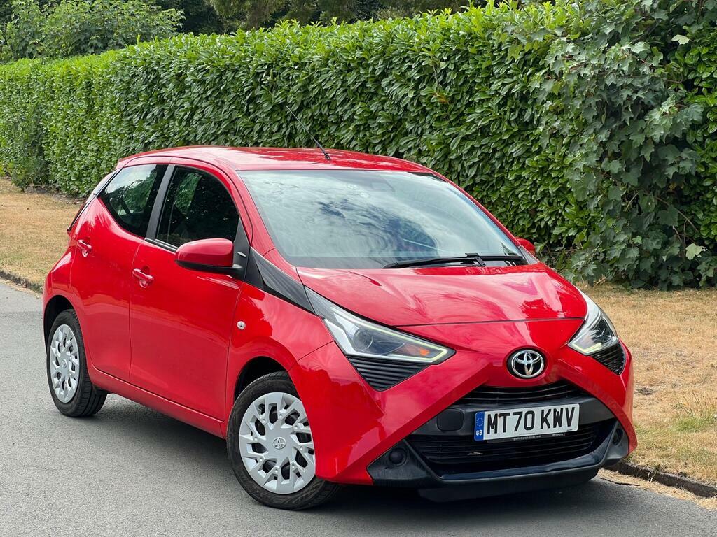 Toyota Aygo 1.0 Vvt-i X-play Euro 6 Red