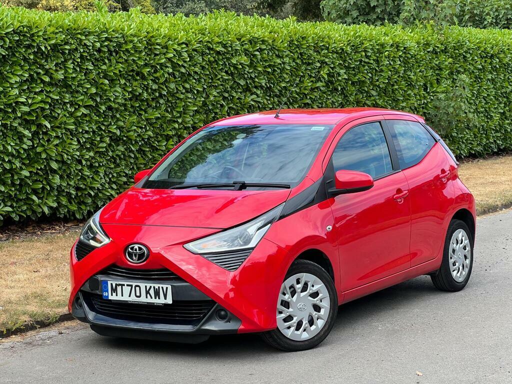 Toyota Aygo 1.0 Vvt-i X-play Euro 6 Red #3