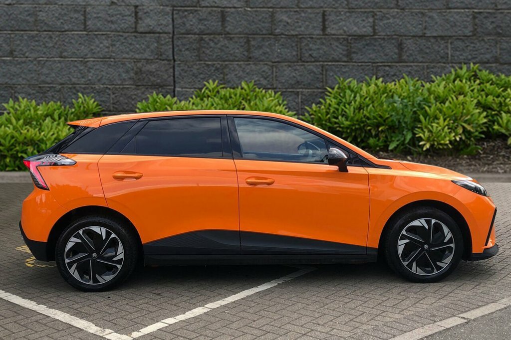 MG MG4 Hatchback MP23KGA Orange #2