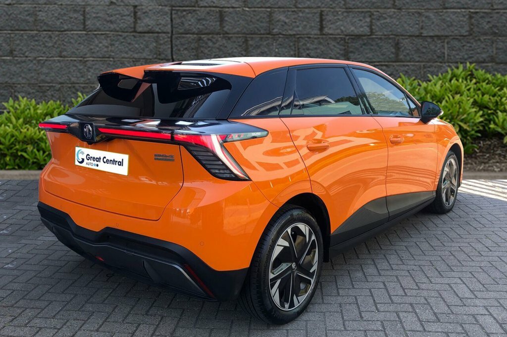 MG MG4 Hatchback DN23XXK Orange #4