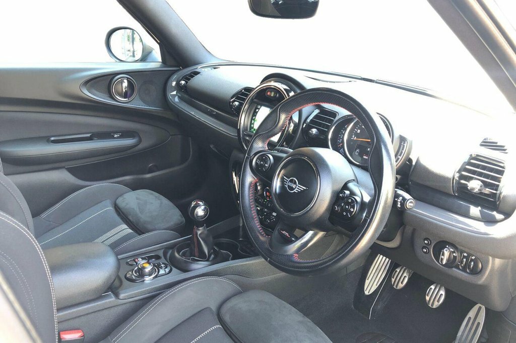 Mini Clubman 2L Cooper D White #3
