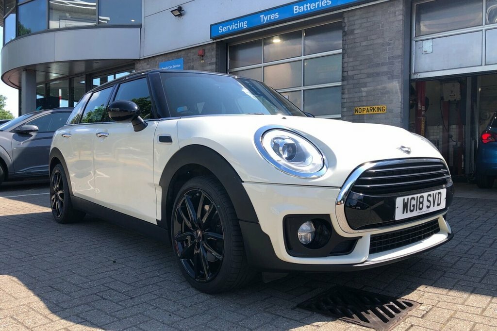 Mini Clubman 2L Cooper D White #6