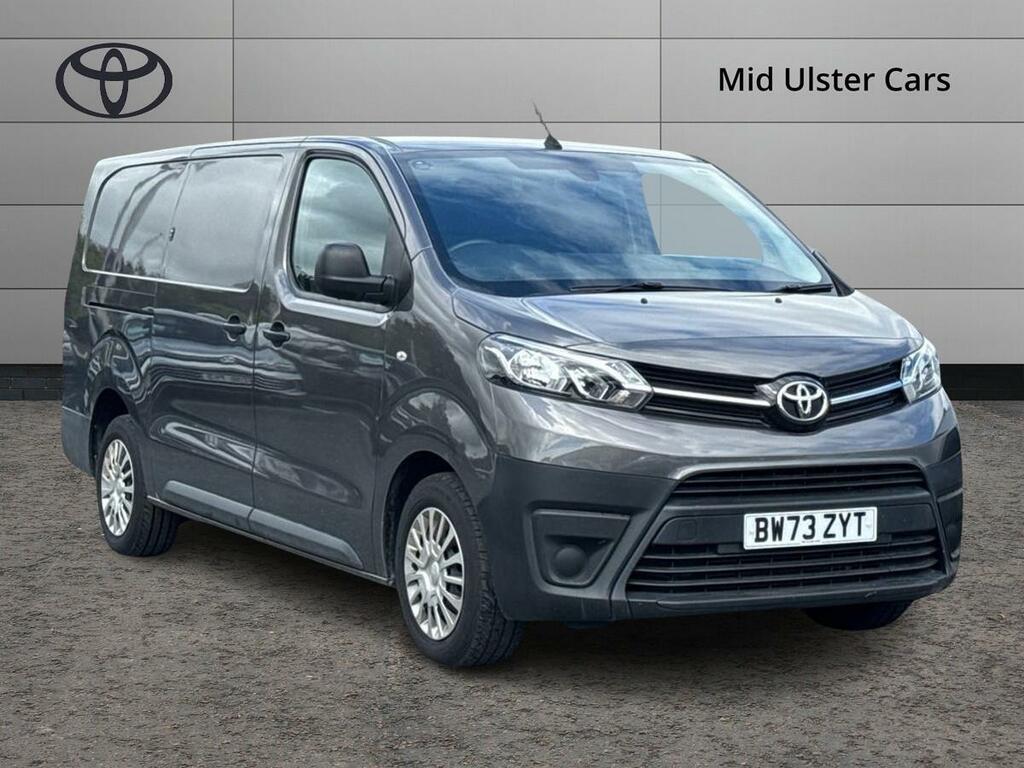 Toyota PROACE 2.0D 140 Icon Van Grey
