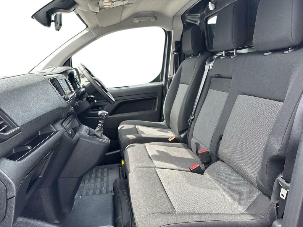 Toyota PROACE 2.0D 140 Icon Van BW73ZYT Grey #2