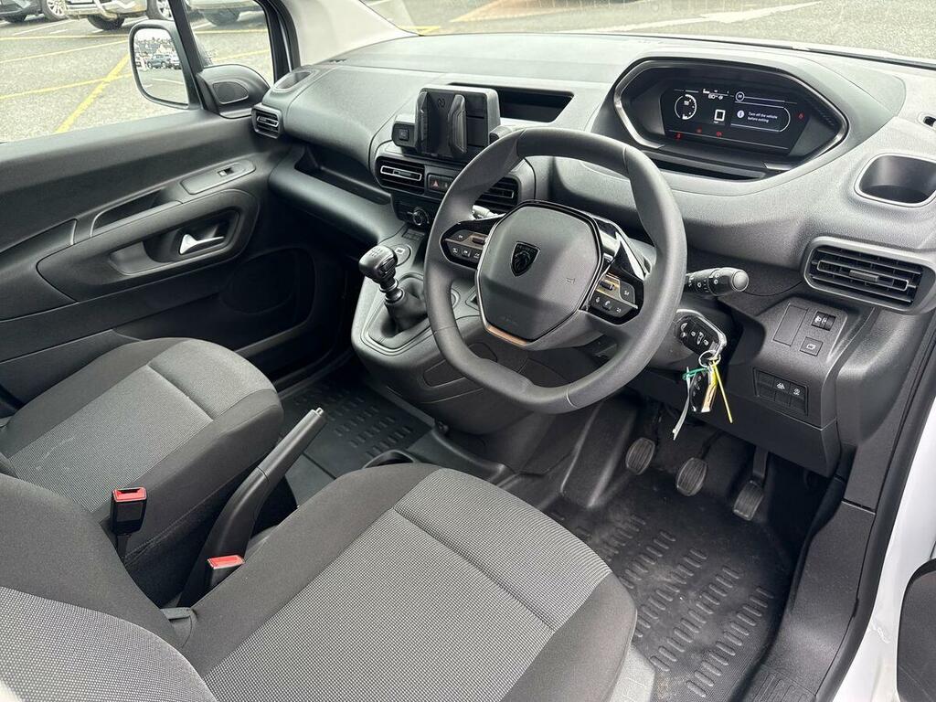 Peugeot Partner 1.5 Bluehdi 100 Professional Van FH74TGU White #6