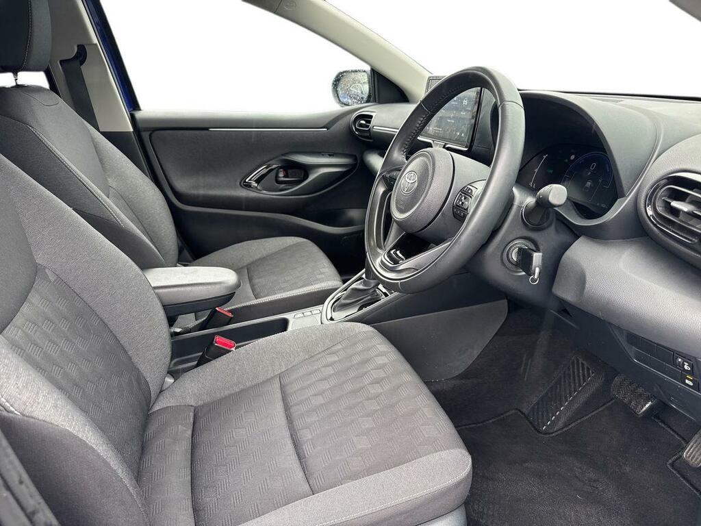 Toyota Yaris 1.5 Hybrid Design Cvt MK73KCJ Blue #6