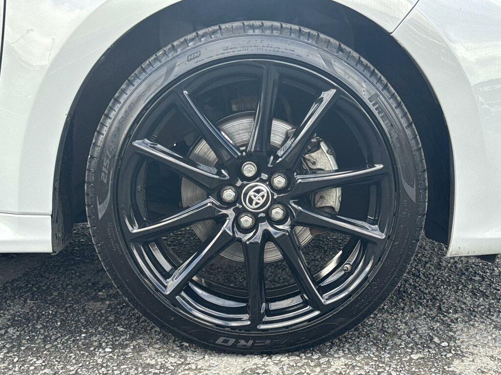 Toyota Yaris 1.5 Hybrid Gr Sport Cvt Black #5