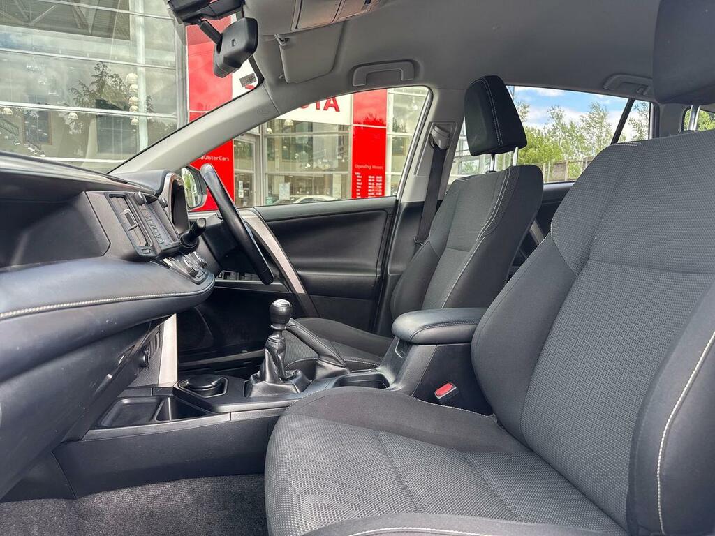 Toyota Rav 4 2.0 D-4d Business Edition 2Wd White #2