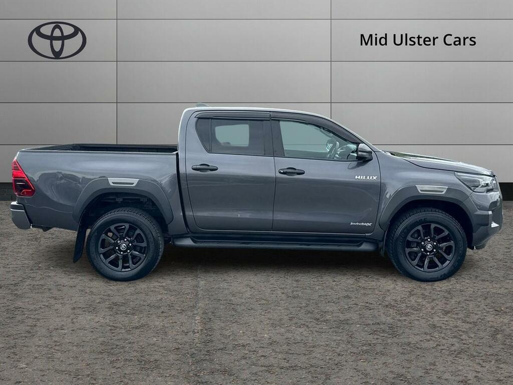 Toyota HILUX Invincible X Dcab Pick Up 2.8 D-4d Grey #4