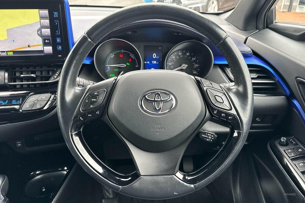 Toyota C-Hr 1.8 Hybrid Dynamic Cvt XHZ6918 Silver #6
