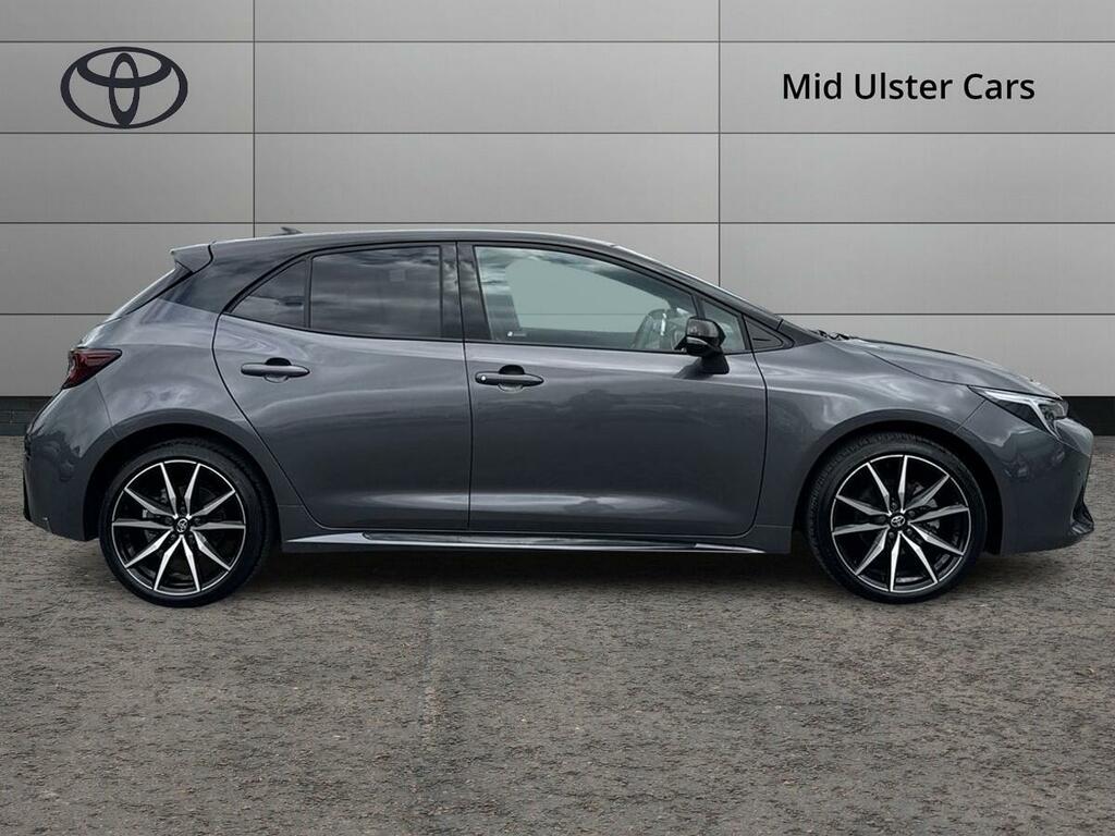 Toyota Corolla 1.8 Hybrid Gr Sport Cvt Black #4