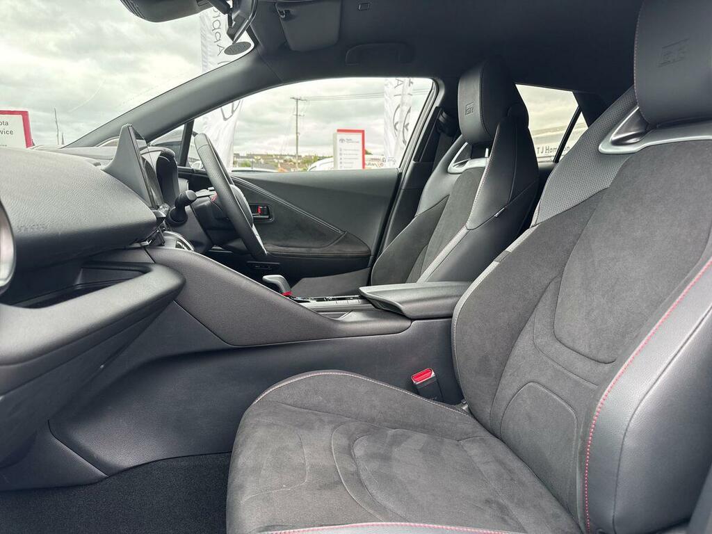 Toyota C-Hr 2.0 Phev Gr Sport Cvt White #2