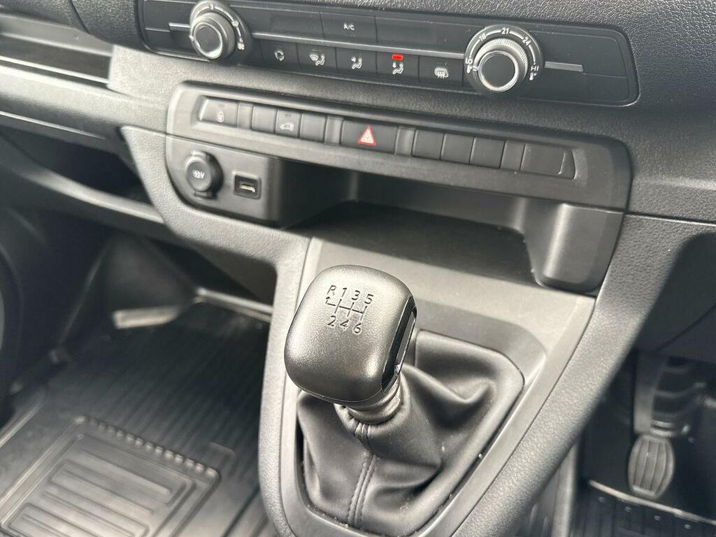 Toyota PROACE 75Kwh Icon Medium Panel Van 6Dr Mwb White #10