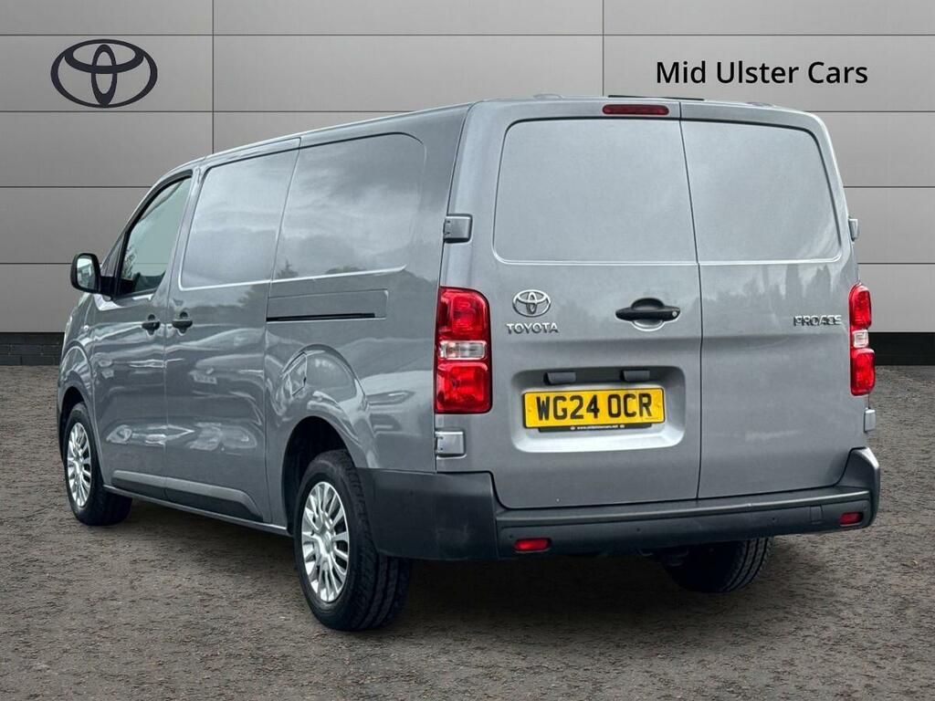 Toyota PROACE 2.0D 140 Icon Van Grey #3
