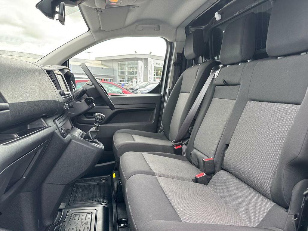 Toyota PROACE 2.0D 140 Icon Van Grey #2