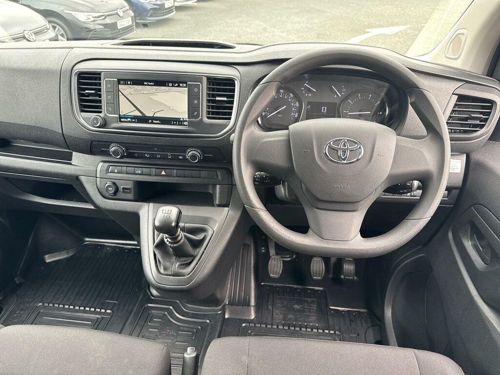 Toyota PROACE 75Kwh Icon Medium Panel Van 6Dr Mwb White #8
