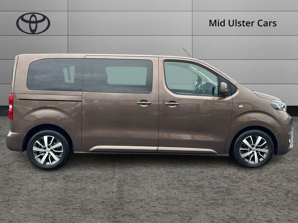 Toyota Proace Verso 2.0D Family Medium Brown #4