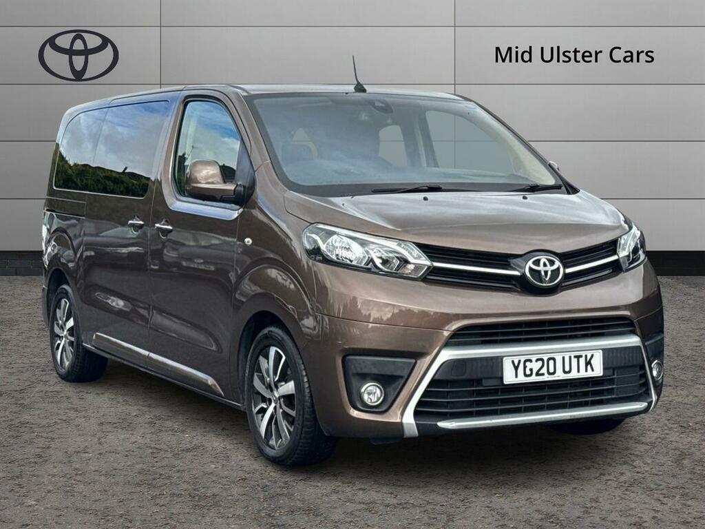 Toyota Proace Verso 2.0D Family Medium Brown