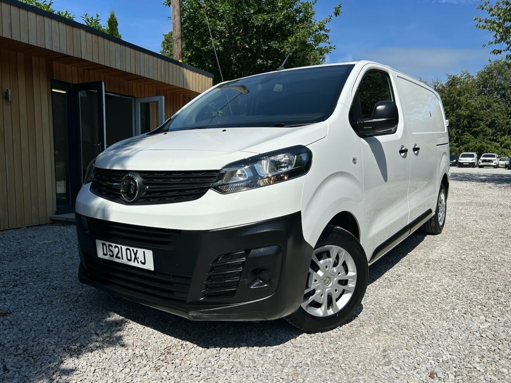Vauxhall Vivaro 2L Dynamic 6Dr White #6