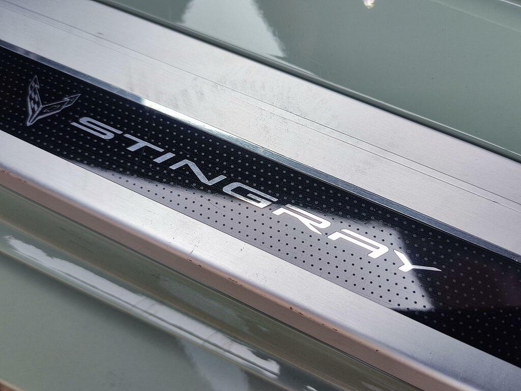 Chevrolet Corvette Stingray Stingray Auto Grey #16
