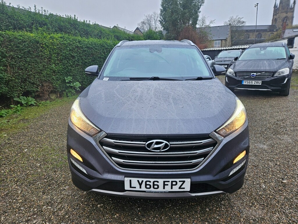 Hyundai Tucson 2.0 Crdi Blue Drive Premium 2Wd Grey #2