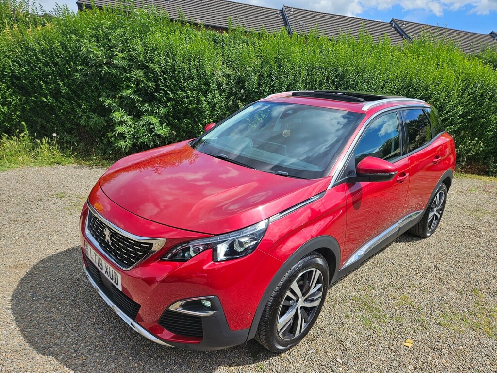 Peugeot 3008 1.5 Bluehdi Allure LT19XUD Red #3