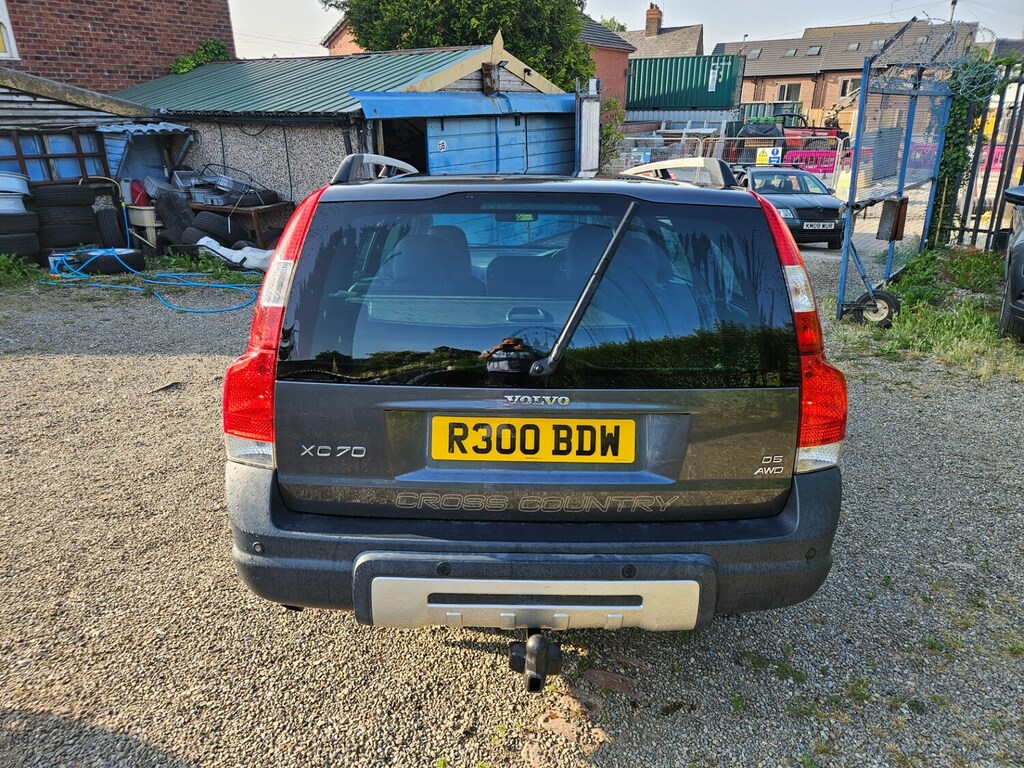 Volvo XC70 2.4 D5 Se Awd Geartronic 185 Grey #6
