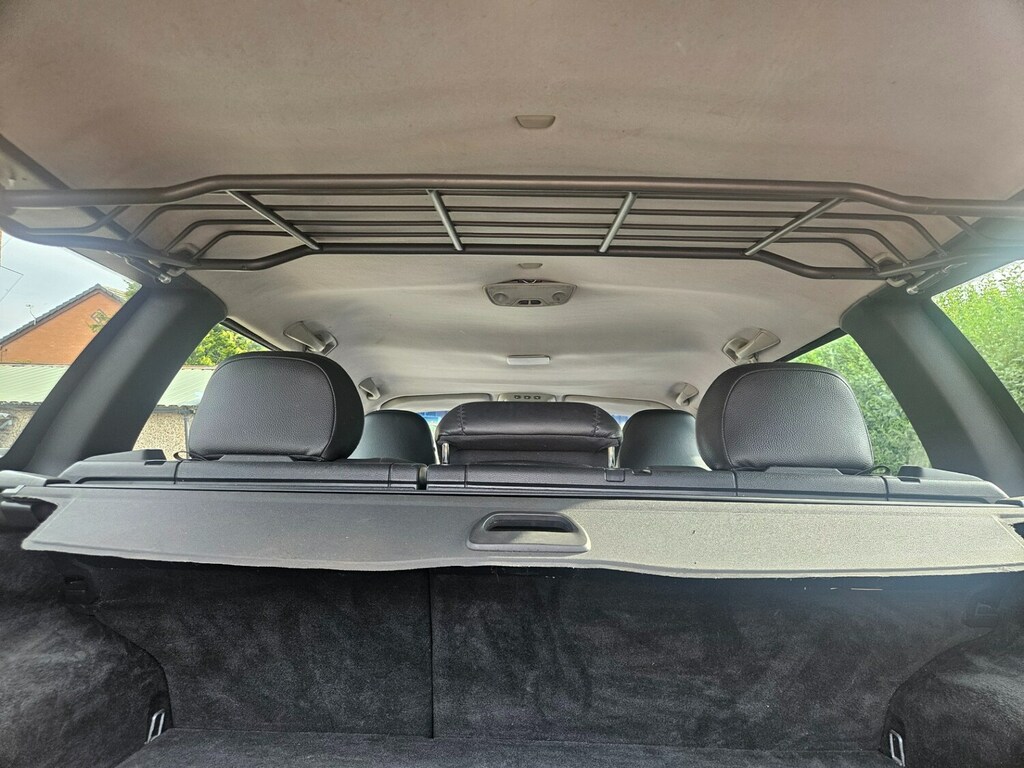 Volvo XC70 2.4 D5 Se Lux Silver #12