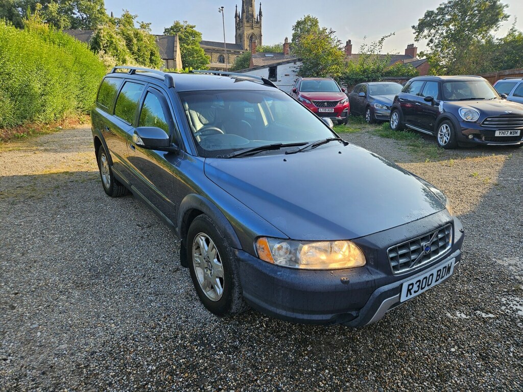 Volvo XC70 2.4 D5 Se Awd Geartronic 185 Grey