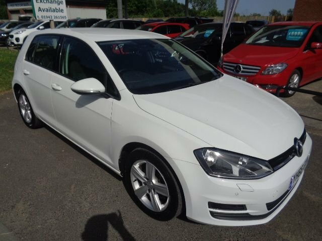 Volkswagen Golf 1.4 Tsi Bluemotion Tech Match Edition Hatchback YH66GXW White #2