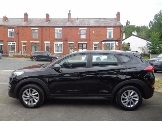 Hyundai Tucson 1.6 Gdi Blue Drive Se Suv Euro 6 SJ17JNN Black #5