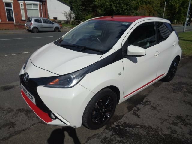 Toyota Aygo 1.0 Vvt-i X-press Hatchback Euro White #4