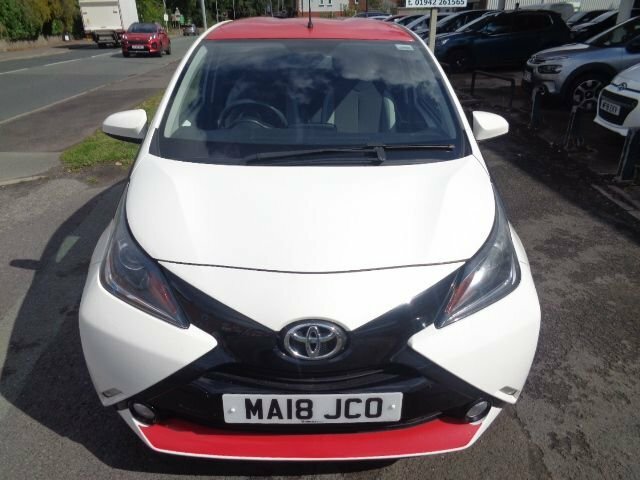 Toyota Aygo 1.0 Vvt-i X-press Hatchback Euro White #3