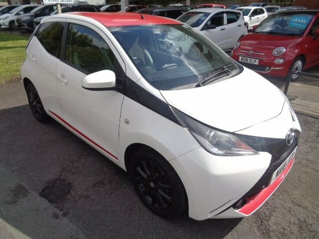 Toyota Aygo 1.0 Vvt-i X-press Hatchback Euro White #2