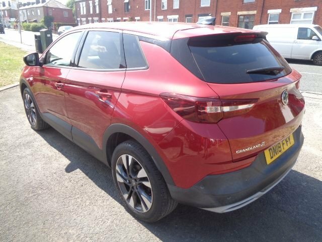 Vauxhall Grandland X 1.6 Turbo D Blueinjection Sport Nav Suv Red #5
