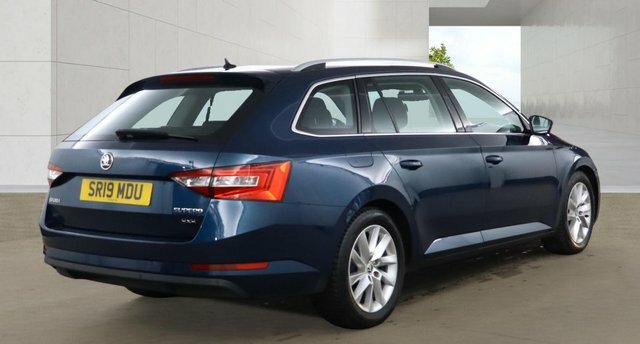 Skoda Superb Tdi Se Estate Blue #4