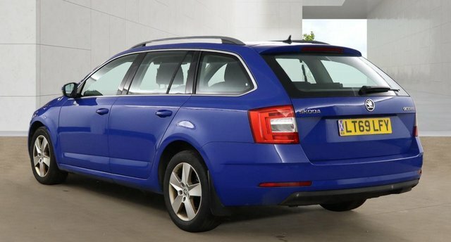Skoda Octavia Tdi Se Technology Estate Blue #3