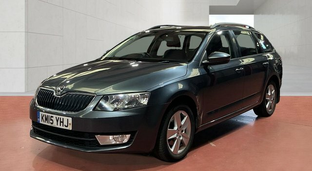 Skoda Octavia Tdi Se Estate Grey #2