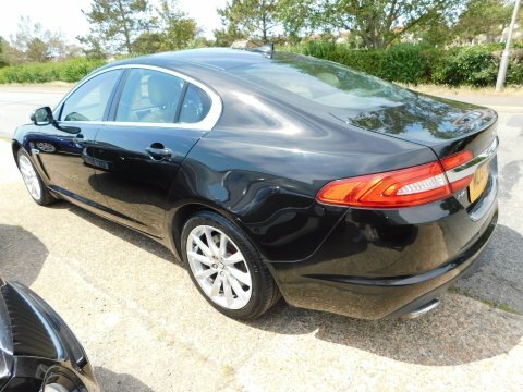 Jaguar XF D V6 Premium Black #6