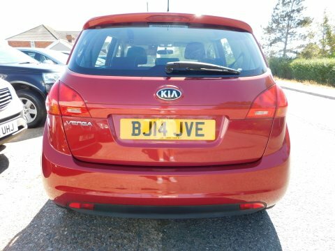 Kia Venga 2 Red #5