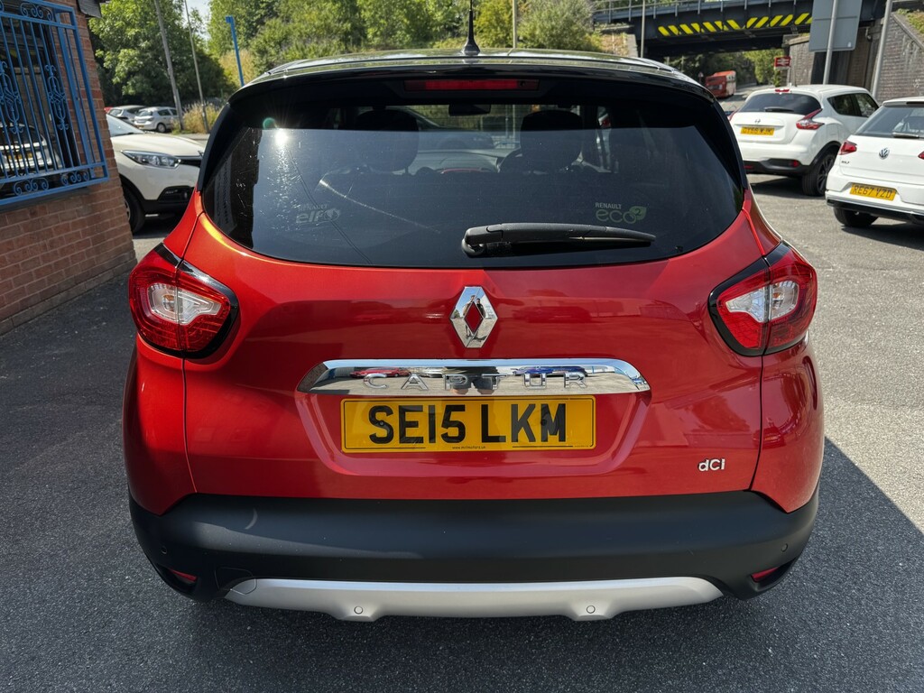 Renault Captur 1.5 Signature Energy Dci 90 Stop Start Red #4