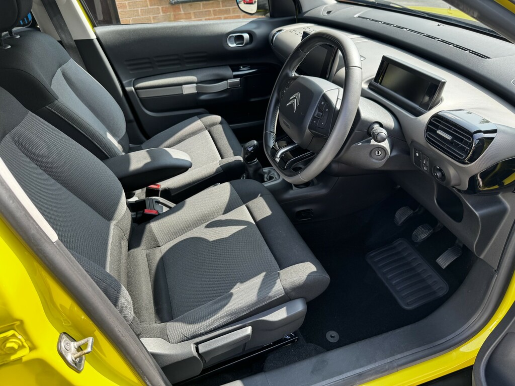 Citroen C4 Cactus Feel Red #32