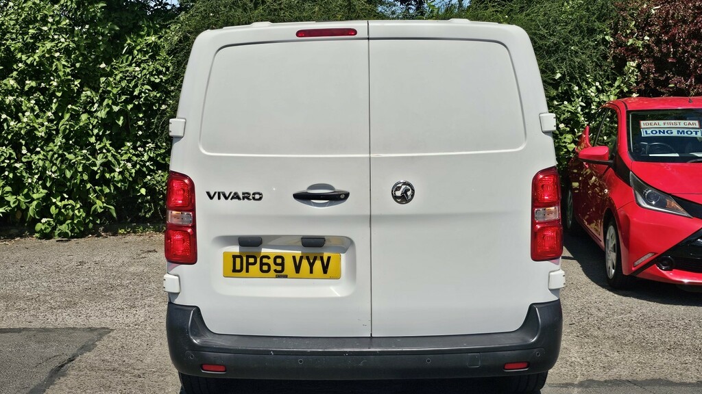 Vauxhall Vivaro 1.5 Turbo D 2700 Dynamic White #3
